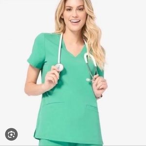 Figs Casma Surgical Green 2 pocket top